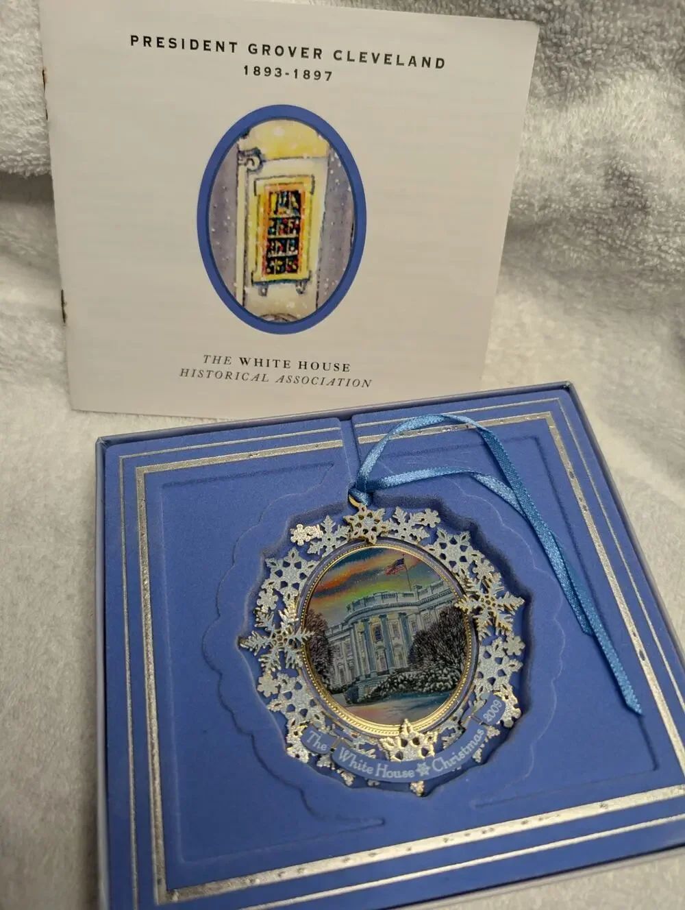 Y2K Collectible Seasonal Decor, The White House Association Christmas Ornament